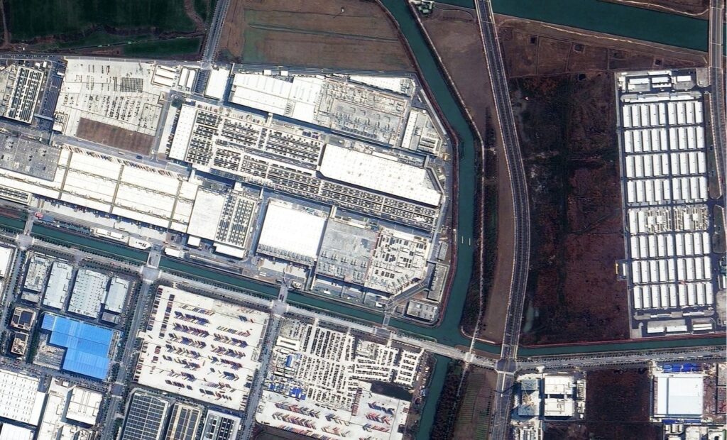 Tesla Company Image