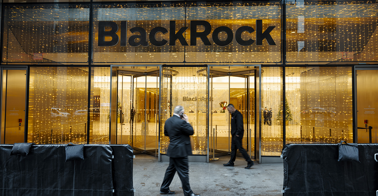 Image of the BlackRock building