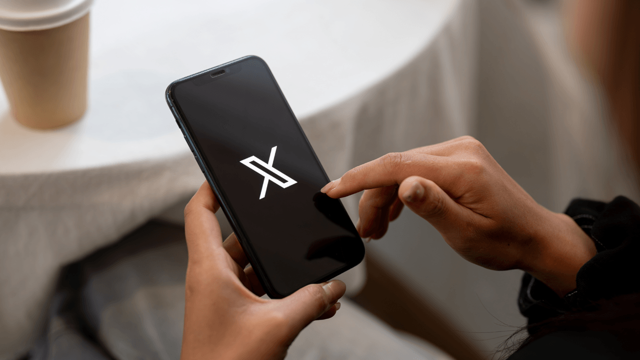 Image of the social network logo X